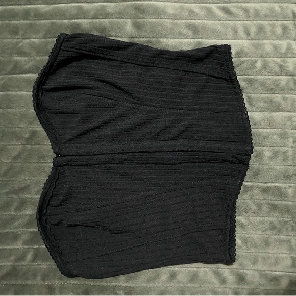 Black Corset Crop Top - Picture 1 of 3